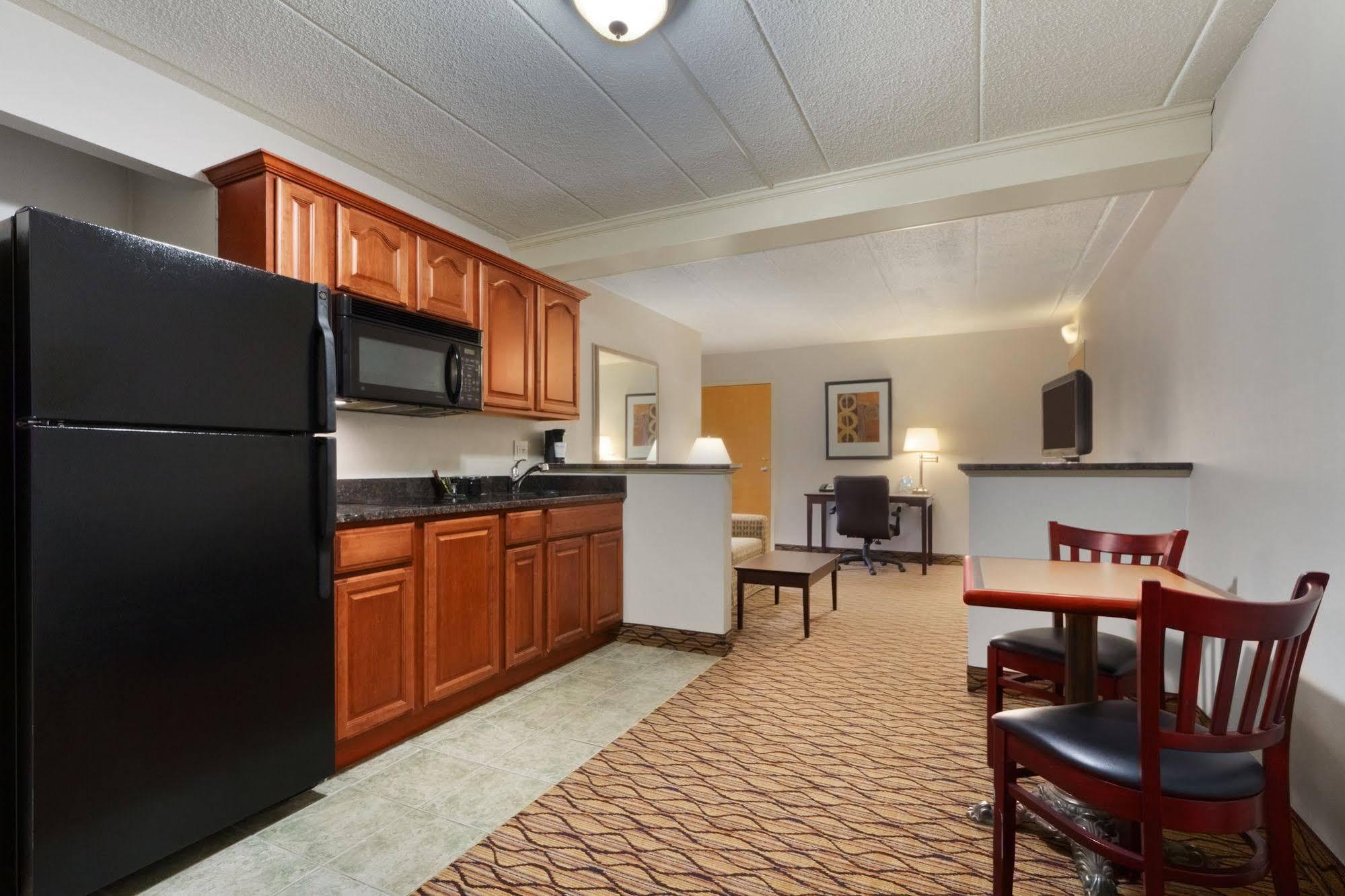Comfort Inn&Suites Glen Mills - Concordville Eksteriør bilde