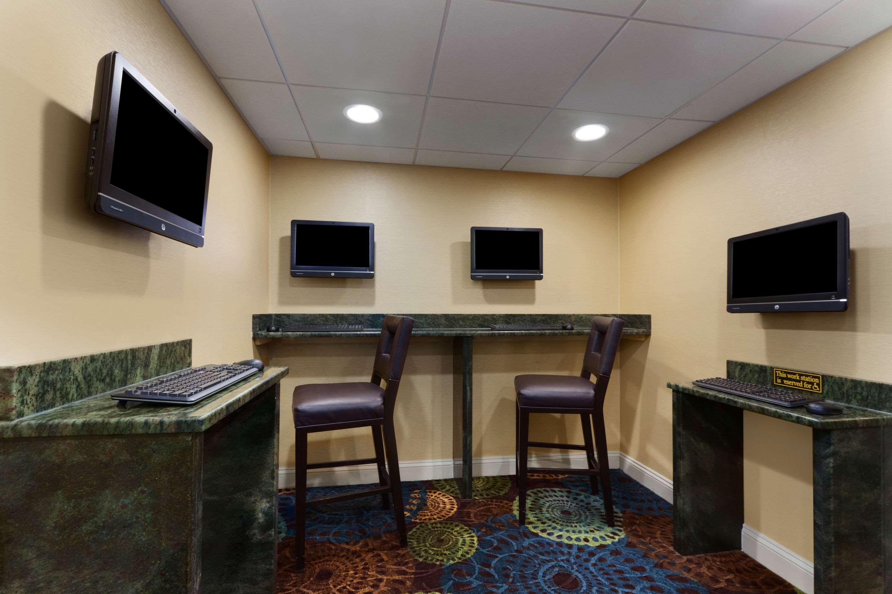 Comfort Inn&Suites Glen Mills - Concordville Eksteriør bilde